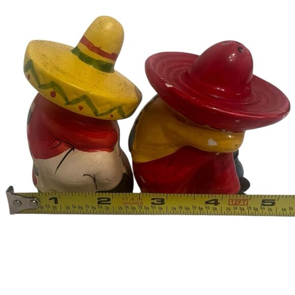 1970s Sombrero Salt & Pepper Shakers | Victoria Japan + Texas Made Set - Picture 7 of 12